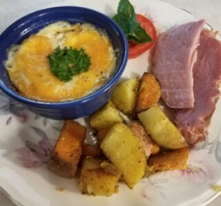 Breakfast with potatoes and ham